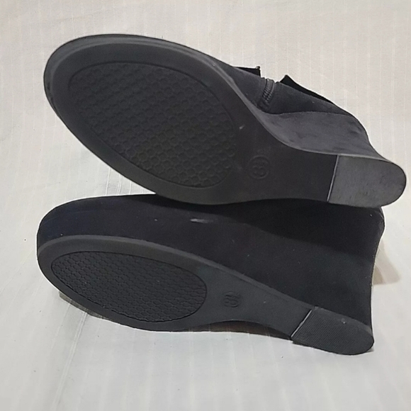 Mossimo supply womens black Booties Wedge heel Size 8.5 - Picture 6 of 6